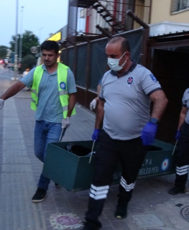 Kimsesizler merkezinde tuvalette ölüm şoku!