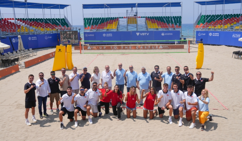 Alanya’da Plaj Voleybolu Heyecanı Başlıyor!