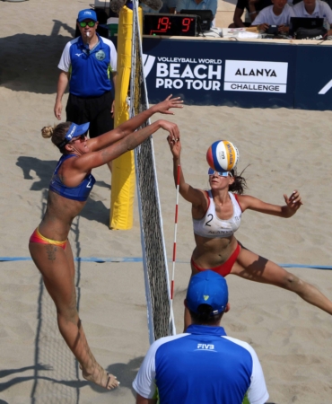 Alanya’da Dünya Plaj Voleybolu Heyecanı Başladı!