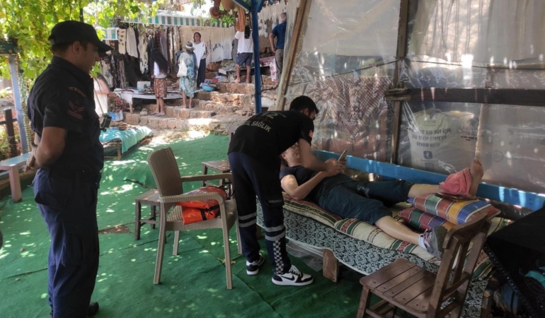 Kaleköy’de Düşen Turist, Botla Kurtarıldı!