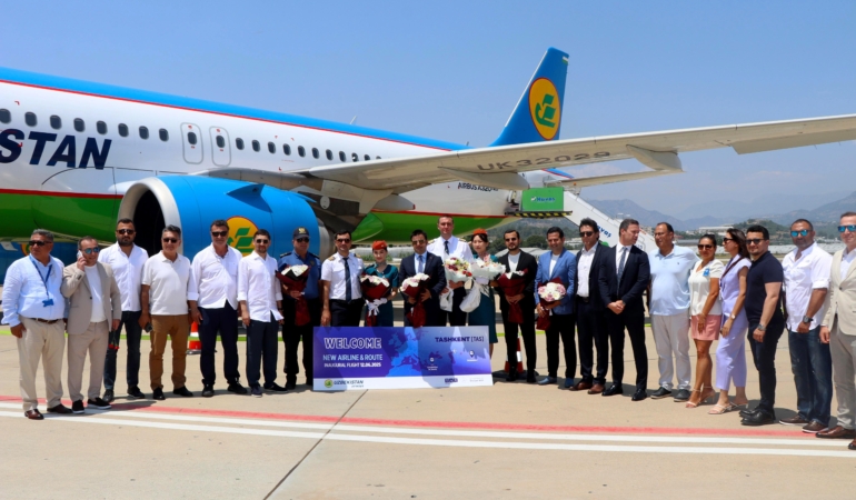 Özbekistan’dan Alanya’ya Tarihi Uçuş Gerçekleşti