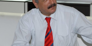 Antalya Basını Yasta: Gazeteci Zeki Özer Hayatını Kaybetti