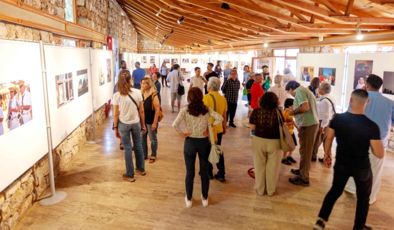 Antalya’da Sosyal Yaşamı Yansıtan Sergi Açıldı