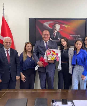 Stajyerlere Tapu Müdürlüğü’nden Ödül Belgesi