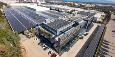 Antalya’da Fabrika Çatılarında Güneş Enerjisi Dönemi