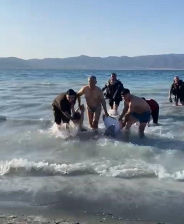 Salda Gölü’nde Baba ve Oğlu Boğuldu!