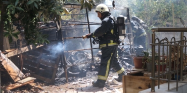 Antalya’da Odunluk Yangınında İki Bisiklet Yandı!