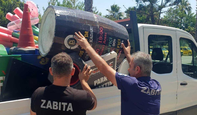 Kaldırım İşgallerine Geçit Yok, Anneler Rahat Yürüsün!