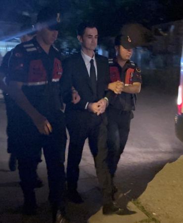 Belediye Başkanı İfadesiyle 2 Meclis Üyesi Gözaltında