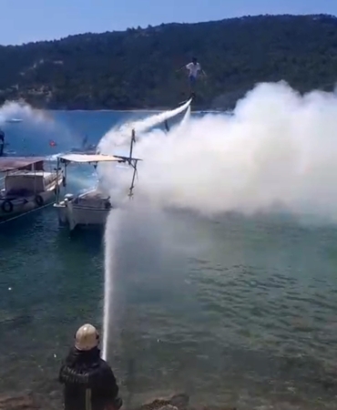 Tekne Yangınına Cesur Müdahale: Hortum ve Jet Ski