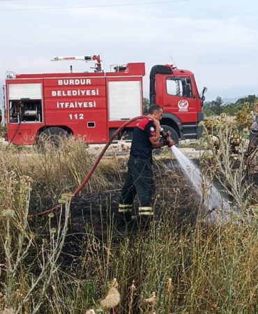 İtfaiyeden Ot Yangını Uyarısı: Tedbir Alın!