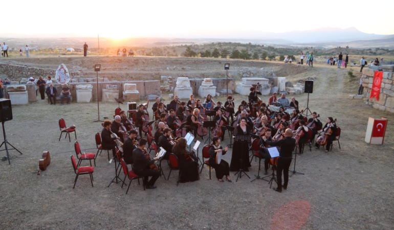 Antik Kentte Müzik Şöleni: Tarih ve Melodi Buluştu