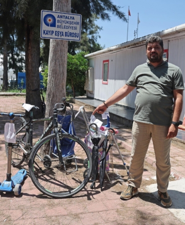 Antalya’da Unutulan Eşyalar Sahiplerini Bekliyor!