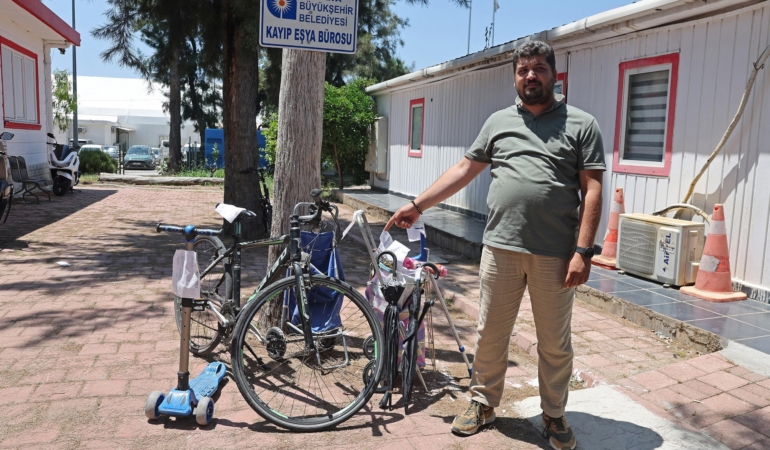 Antalya’da Unutulan Eşyalar Sahiplerini Bekliyor!