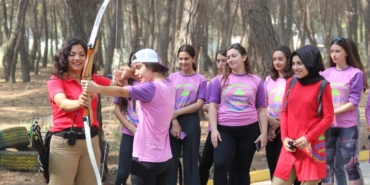 300 Bin Genç, Yaz Tatilinde Kamplarda Buluşacak!