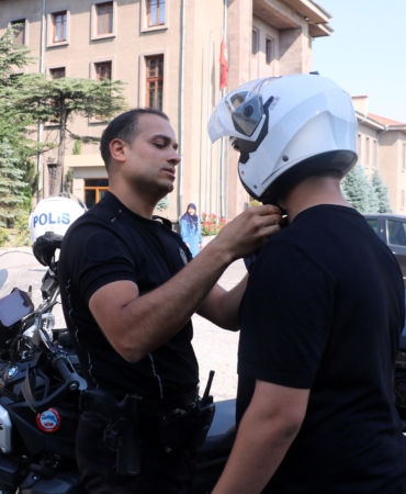 Polis, Öğrencileri Sınava Motosikletle Yetiştirdi!