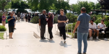 Son Saniyede Salona Giren Adaya Velilerden Destek