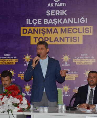 AK Parti Serik’te Yerel Seçim Stratejilerini Belirledi