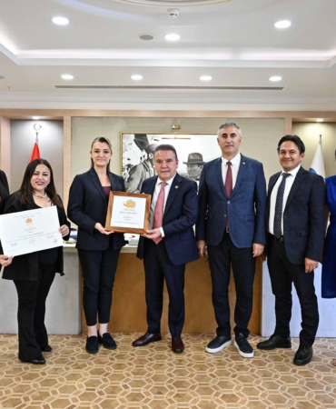 Antalya’ya Cittaslow Ödülü, Başkan Böcek’e Takdim!