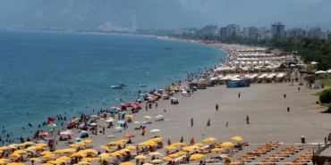 Antalya’da Sıcaklık 43 Dereceyi Buldu!