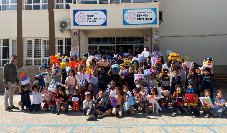 Akdenizli Öğrencilerden Depremzede Çocuklara Umut