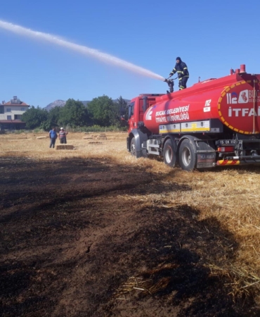 Bucak’ta Ekin Tarlasında Yangın Paniği!