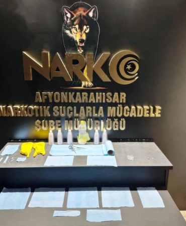 Uyuşturucu ile yakalanan 2 şüpheli tutuklandı!