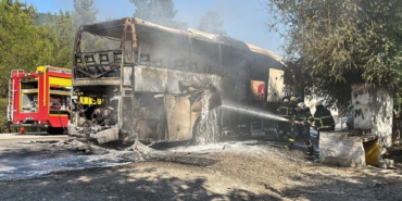 Seyir Halindeki Otobüs Alev Alev Yandı!