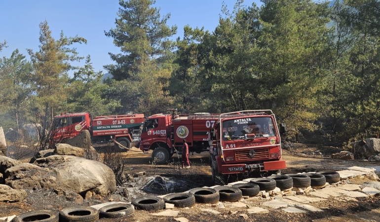 Antalya’daki Orman Yangını Kontrol Altında!