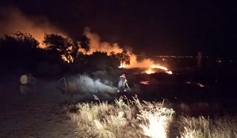 Burdur’da Kuru Otluk Alan Yangını: 30 Dönüm Yandı