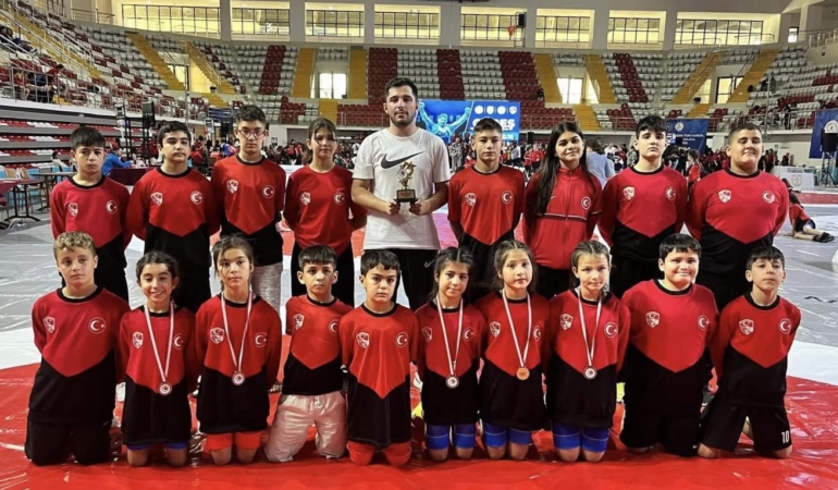 Kepez Belediyespor, U10 Türkiye Şampiyonu!