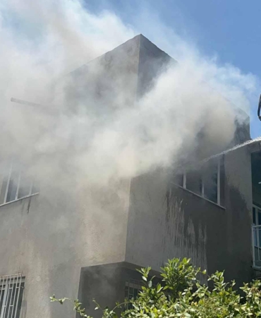 Burdur’da Yangın: Evin Salonunda Büyük Hasar!