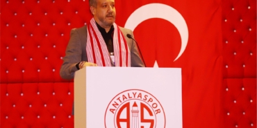 Antalyaspor’da güven tazelenmeyecek Sinan Boztepe ile yola devam