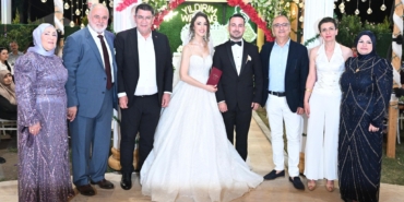 Antalya’da Düğün Coşkusu: Genç Çifte Mutluluk!