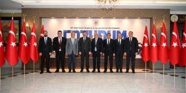 Antalya Esnafı Erzurum’da Valilik Ziyareti Gerçekleştirdi