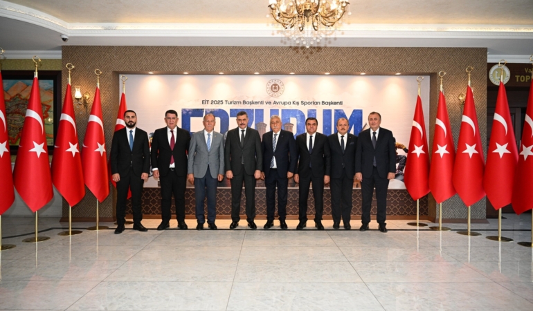 Antalya Esnafı Erzurum’da Valilik Ziyareti Gerçekleştirdi