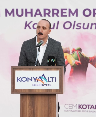 Karatepe Cemevi’nde Birlik Sofrası Kuruldu