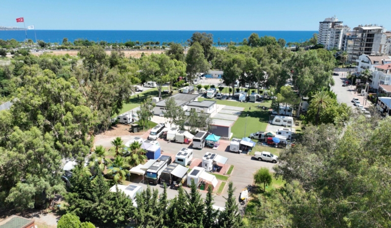 Karavan Park ile Yaz Tatili Keyfi Başlıyor! 🚙🌞