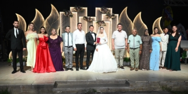 Finike’de Düğün Coşkusu: Hazar Ailesi Mutlu!