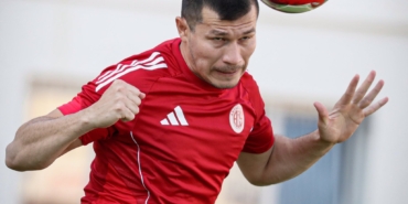 Akrepler Taktiksel Çalışmalarla Kampı Sürdürüyor