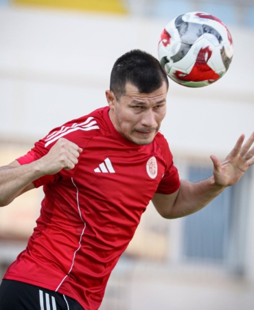 Akrepler Taktiksel Çalışmalarla Kampı Sürdürüyor