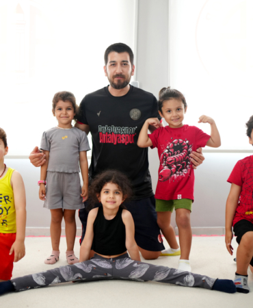 Antalyaspor Cimnastik Okulu’ndan Renkli Kareler!