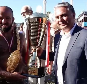 Kırkpınar Şampiyonu Antalya’da Coşkuyla Karşılanıyor!