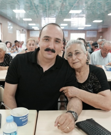 Cem Kotan, Aşure Lokması’nda Canlarla Buluştu!