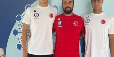 Atakan ve Emre, Singapur’da Türkiye’yi Temsil Ediyor!