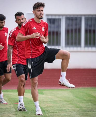 Antalyaspor Burdur’da İkinci Antrenmanını Yaptı!