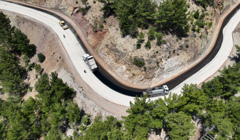 Pembelik Mahallesi’nde Yol Konforu Artıyor!