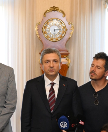 Vali Şahin’den Antalyaspor’a Tam Destek!