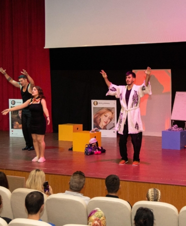 Manavgat Tiyatrosu “Bir Hazırlık Manifestosu” ile Açıldı!