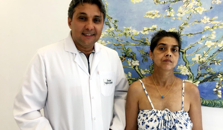 41 Kiloya Düşen Kadın Ameliyatla Yeniden Doğdu